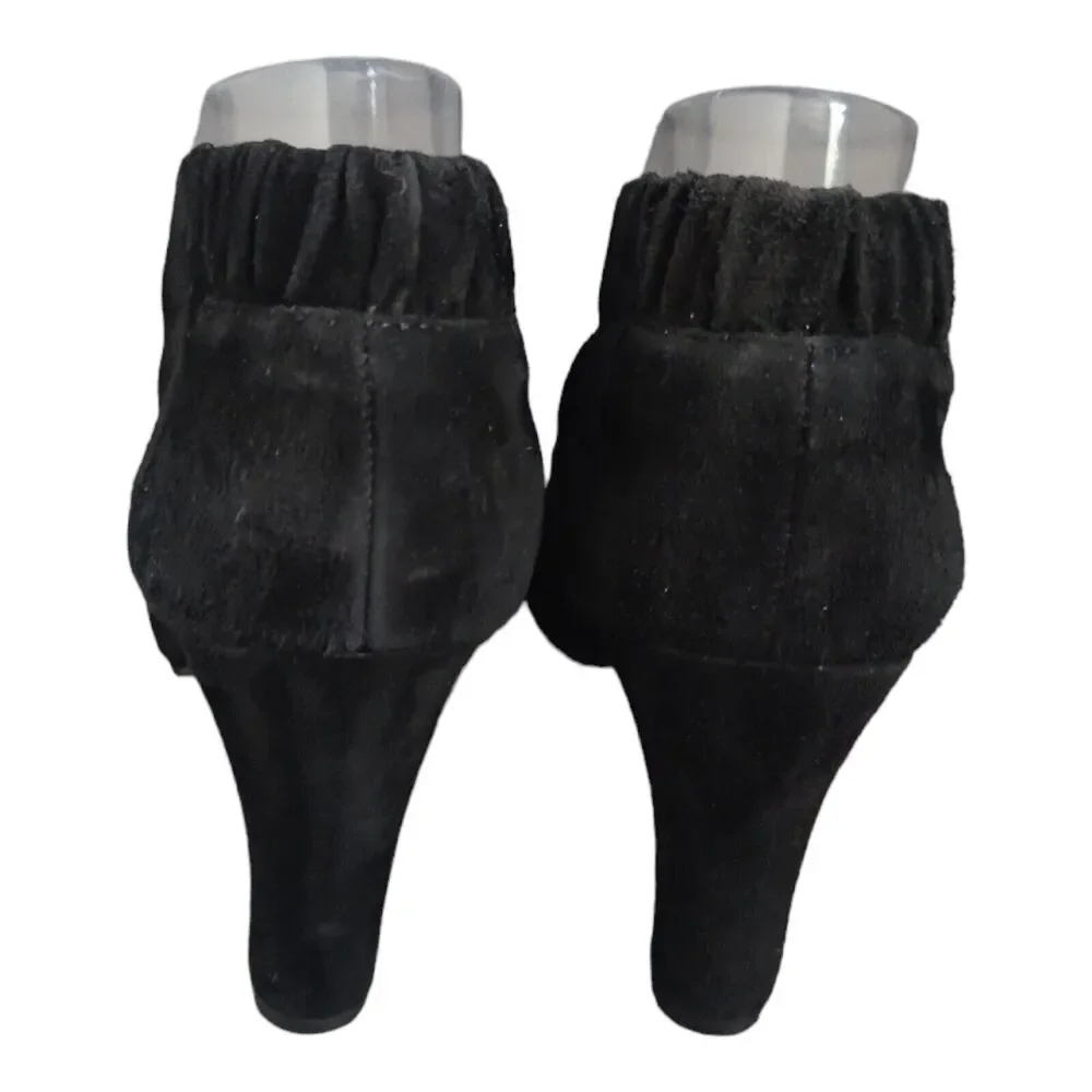 Sam Edelman women's black suede Leather ankle boots heel slip on size 9M